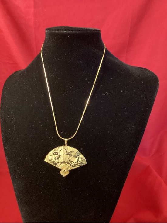 Source Unknown Jewelry - Gold tone Fan Pendant two different landscapes Necklace